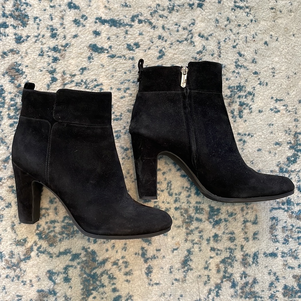 Sam Edelman black suede booties